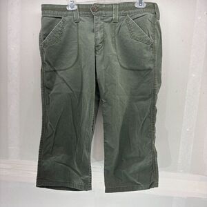 Levis Green Capri Pants Womens Size 14 Cotton & Elastane 36x18 EUC
